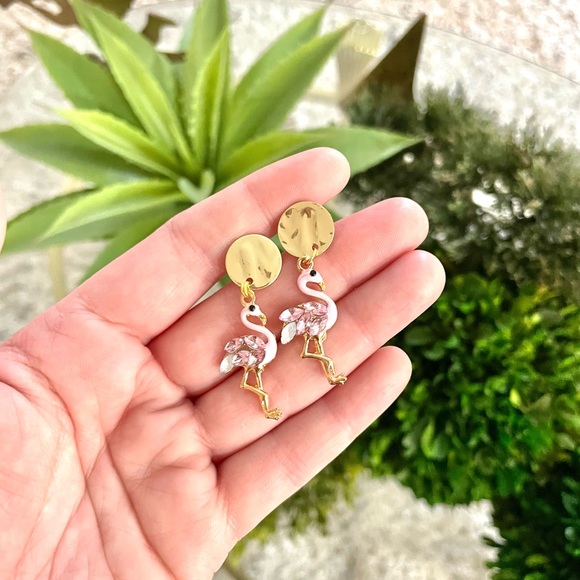 Flamingo Dangle Earrings - Picture 3 of 4